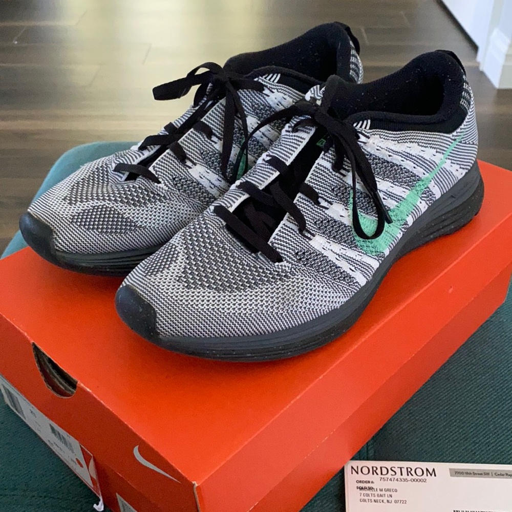 Nike Flyknit Lunar 1+ Running Sneaker